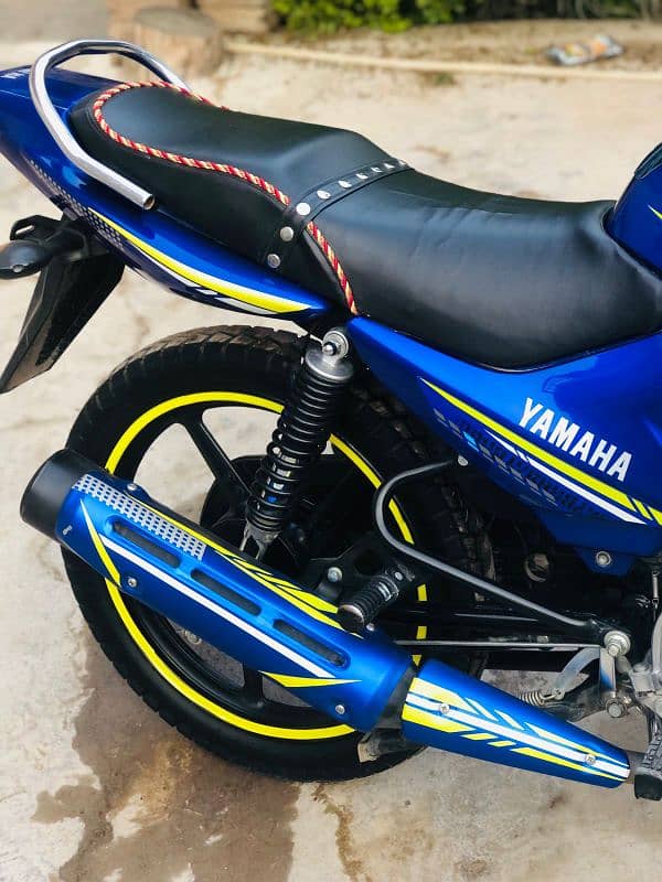 yamaha YBR G blu Beauty 2