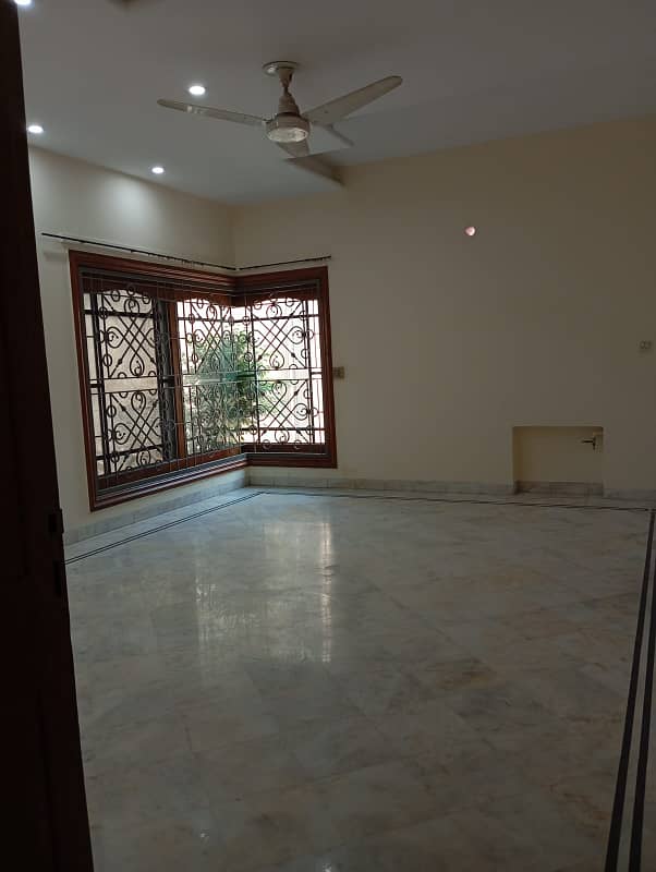 HOT LOCATION 2 KANAL 7 BED House Is Available For Rent In DHA Phase 3 Lahore 11