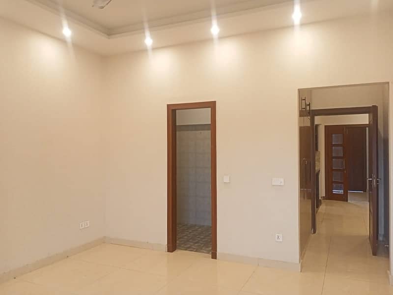 Topcity-1 Designer House For Rent 19