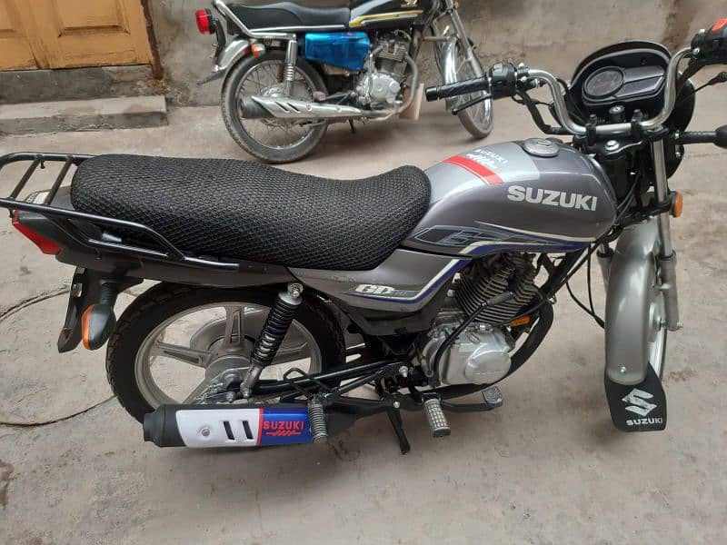 Suzuki 110 1