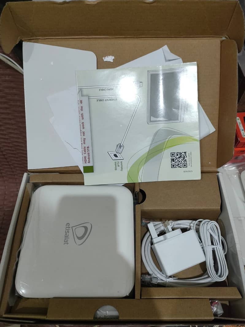 ETISALAT ANDROID SMART TV BOX 4