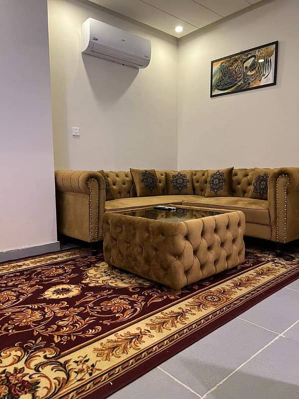 Luxury Apartment for Short Stay/full day Rent in Bahria Town Lahore 2