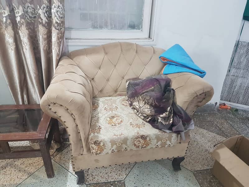 5 Seat Sofa Set Used Urgent Sale 7