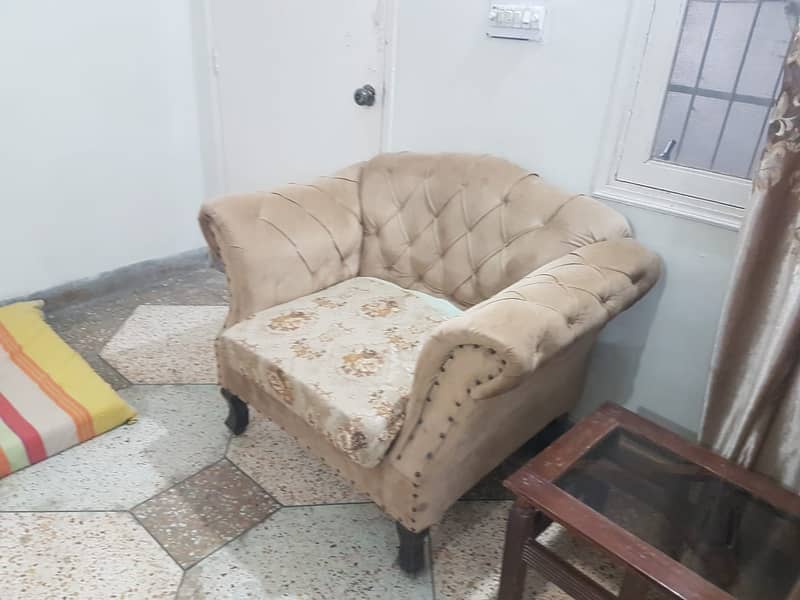 5 Seat Sofa Set Used Urgent Sale 10