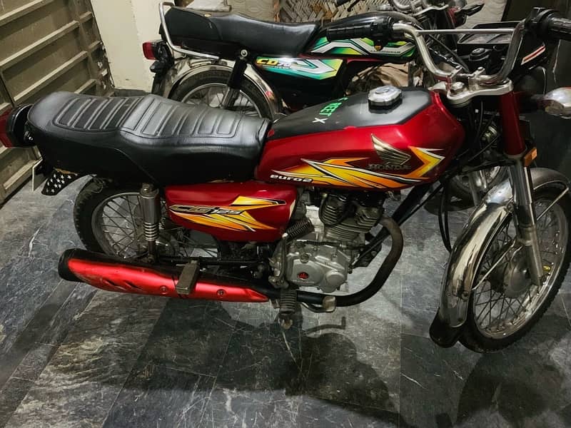 Honda 125 2021 0:3:1:9:5:0:4:8:8:8:5 1