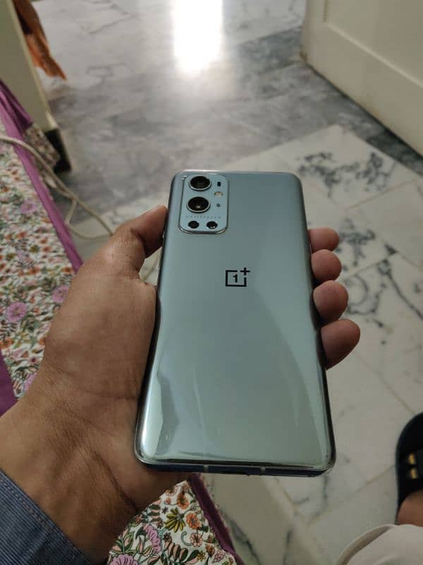 One plus 9pro 5g urgent sale 1