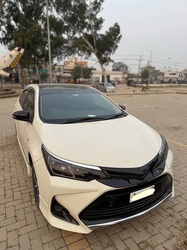 Toyota Corolla GLI Automatic 2019 1