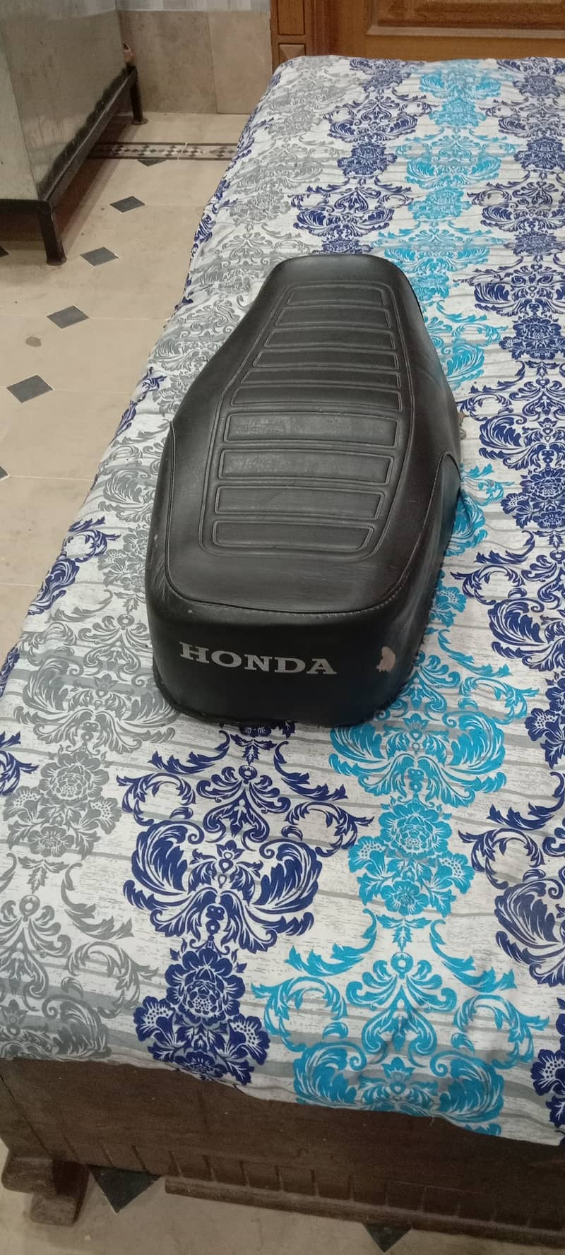 Honda 125 2 seats 6