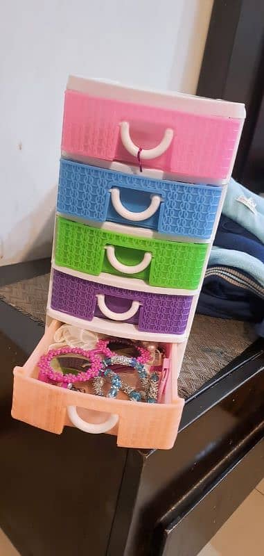 drawers 1