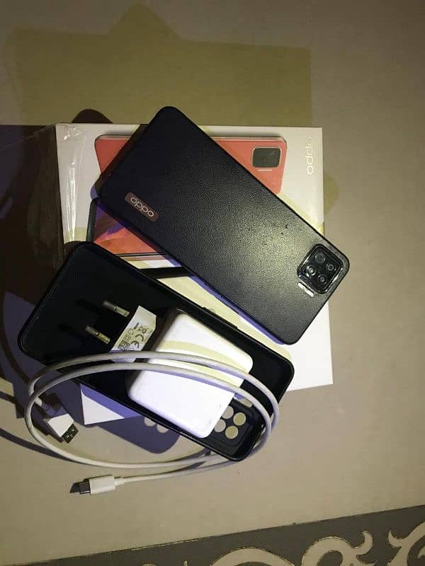 OPPO F17 FOR SALE with box and accessories 2