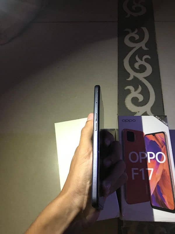 OPPO F17 FOR SALE with box and accessories 8