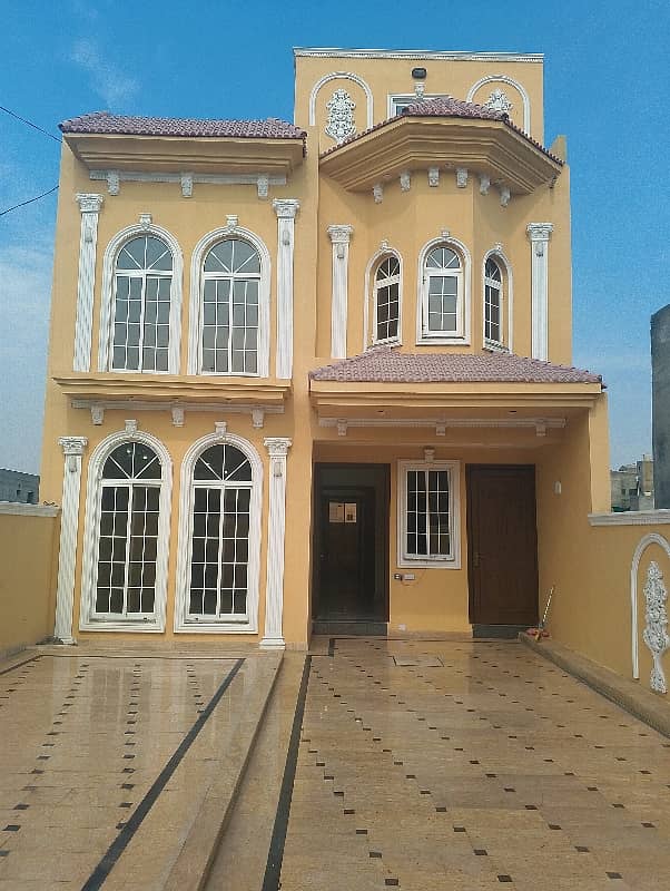 Ali Asim Associates offer's.  10 MARLA BREAD NOW LUXURY ELEVATION DESIGN SPANISH HOUSE AVAILABLE FOR SALE IN FORMANITES HOUSING SCHEME BLOCK -E LAHORE.  FACING 70' WIDE ROAD. MASJID VIEW. . DIRECT APPROACH FROM MAIN ROAD . IDEAL LOCATION FOR LIVING 2