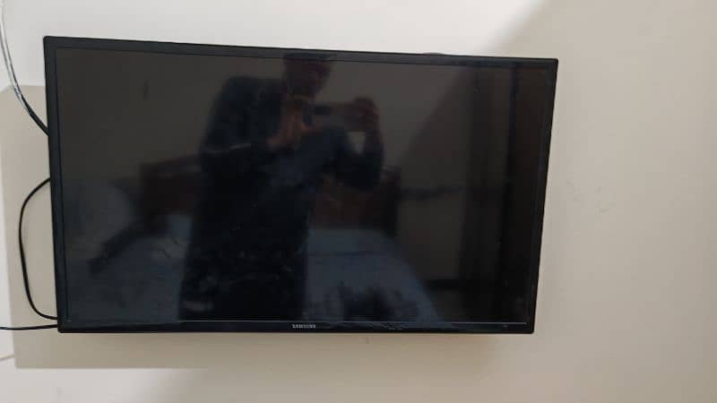 Samsung LED TV 32inch 0