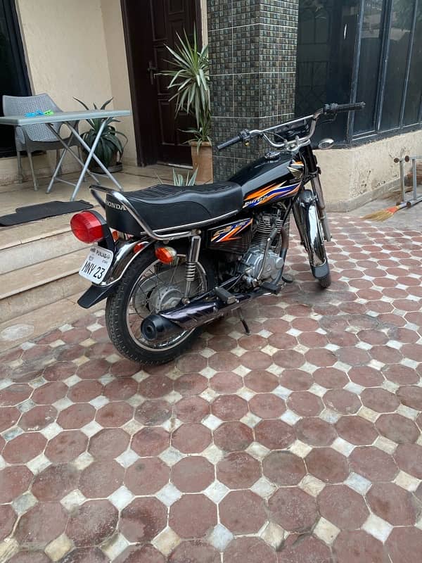 honda 125 2018 excellent condition 8