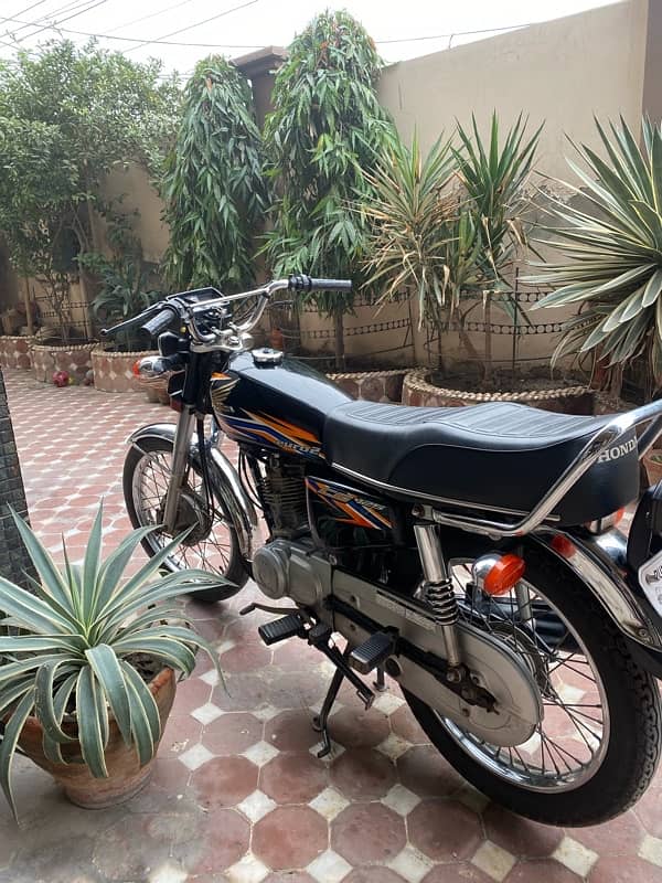 honda 125 2018 excellent condition 9