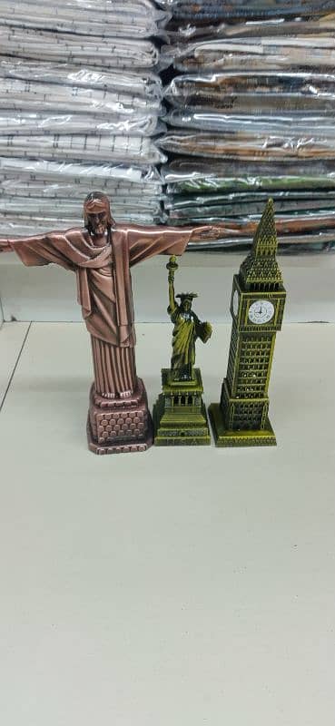 jescu christ,statue of liberty, BigBang 0