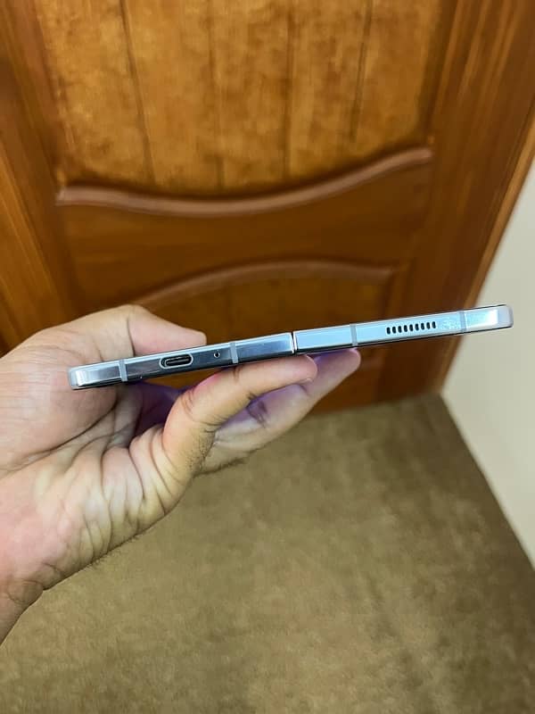 Samsung Fold 5 12/256gb Non Pta Factory 7