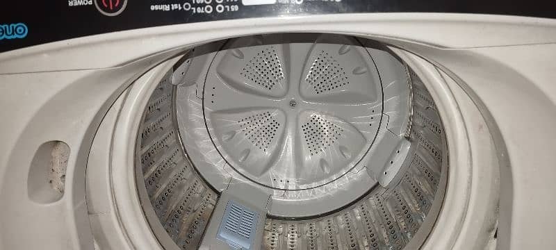 FULLY AUTOMATIC 8 KG HAIER WASHING MACHINE TOP LOADED 4