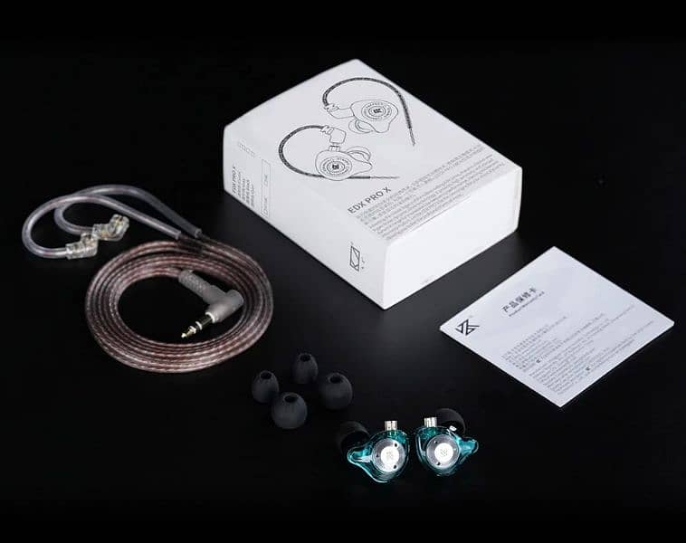 Kz Edx Pro in earphone Bass IEM with Mic 1