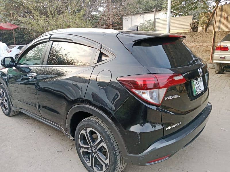 Honda Vezel 2015 6