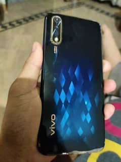 vivo s1 4 gb 128