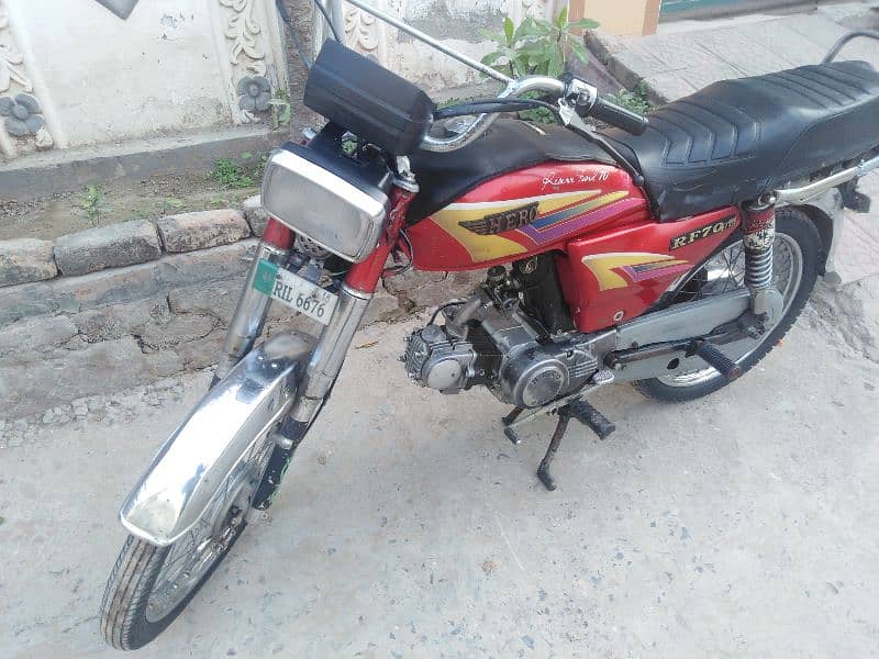 Hero 2011 urgent sale bike 1