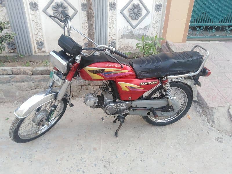 Hero 2011 urgent sale bike 5