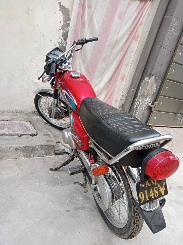 Honda 125 model 20 for urgent sale 1