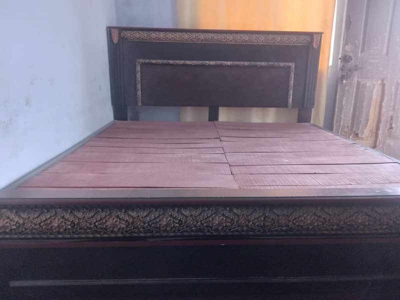 Wooden Double bed low price 1