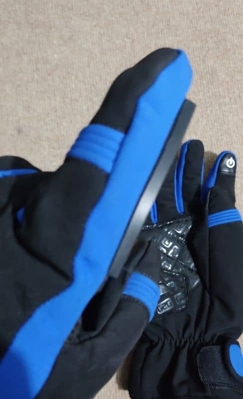 worm gloves waterproof/ windproof 4