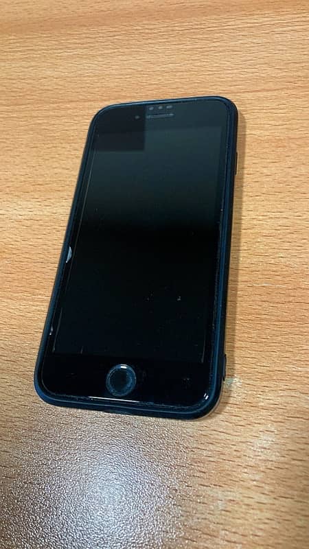 Iphone SE 2020 64gb Pta approved 1