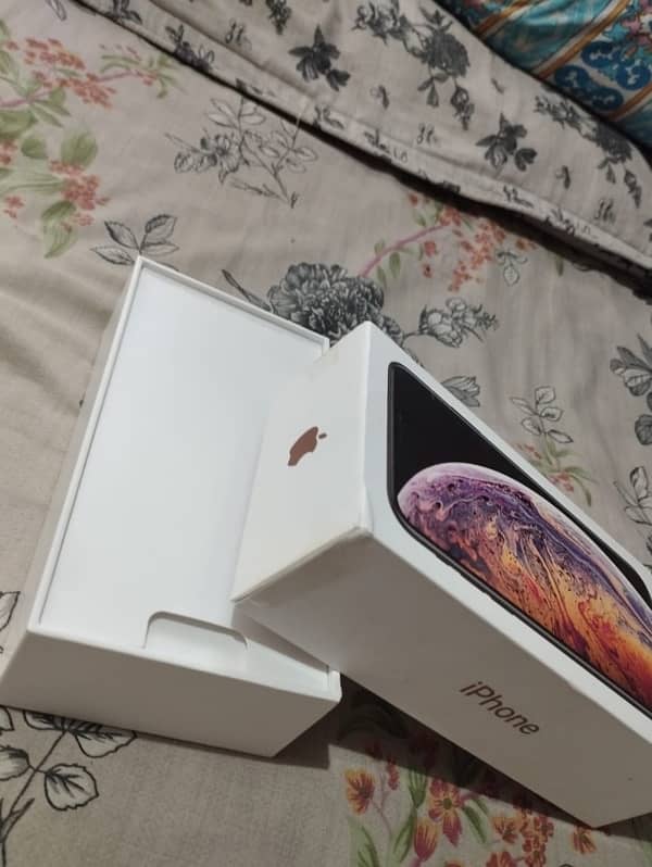 Iphone xs max Approved + Full box 1