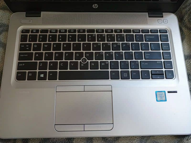 hp laptop 4