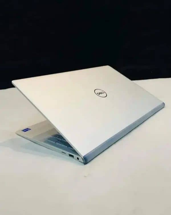 Dell laptop Core i7 11th Generation ` apple i5 10/10 i3 perfect work 0