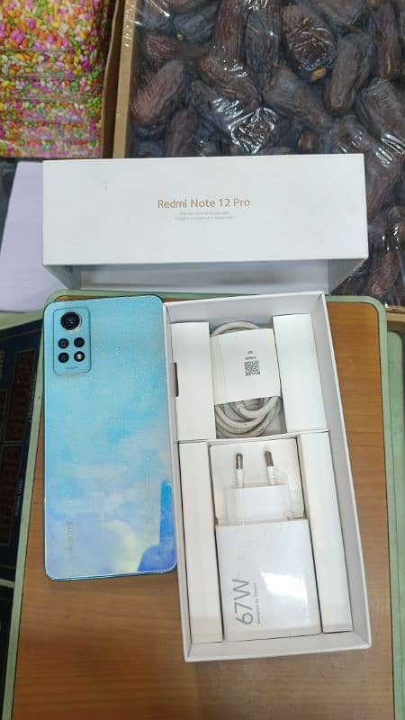 Redmi Note 12 pro 8+8 256 9