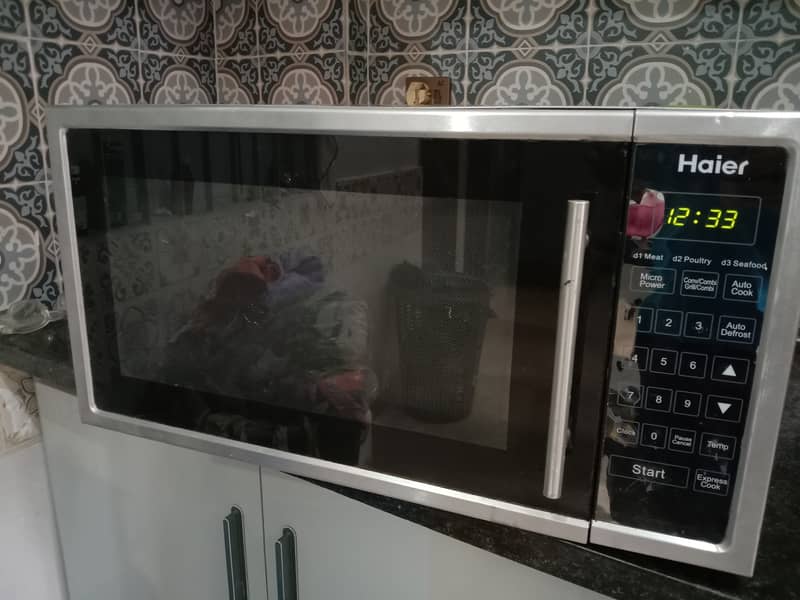 Haier Microwave Oven 3in1 Grill+Convection 4