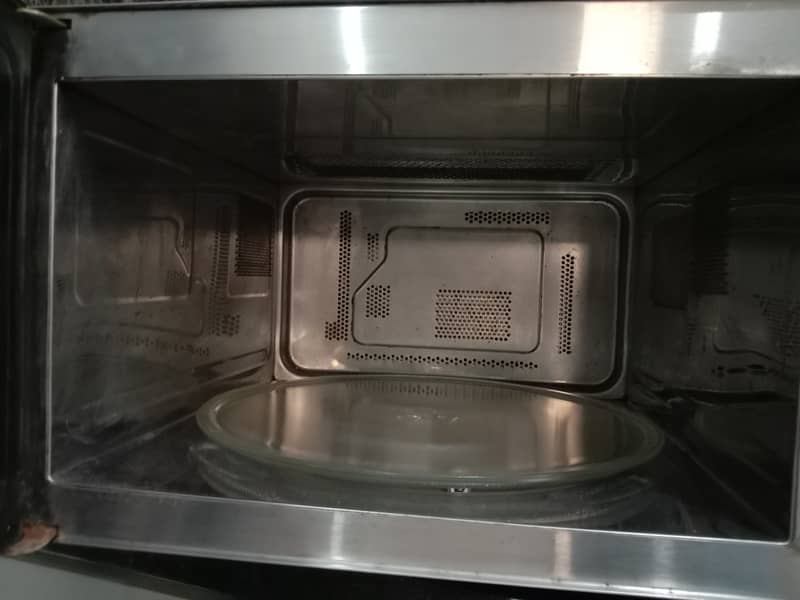 Haier Microwave Oven 3in1 Grill+Convection 12