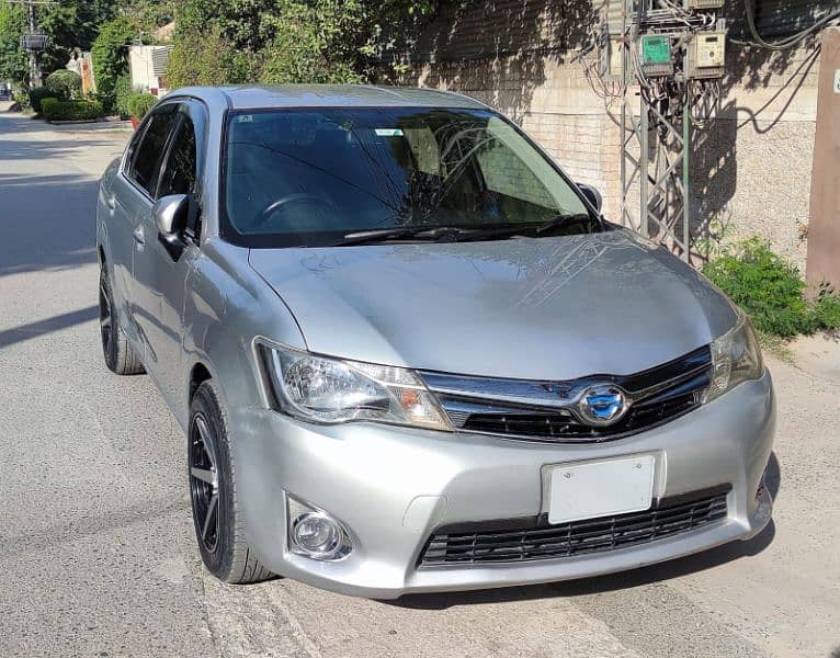 Toyota Corolla Axio 2013 0