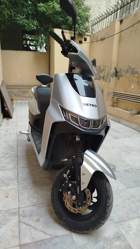 Metro electric bike T9 up for sale 1