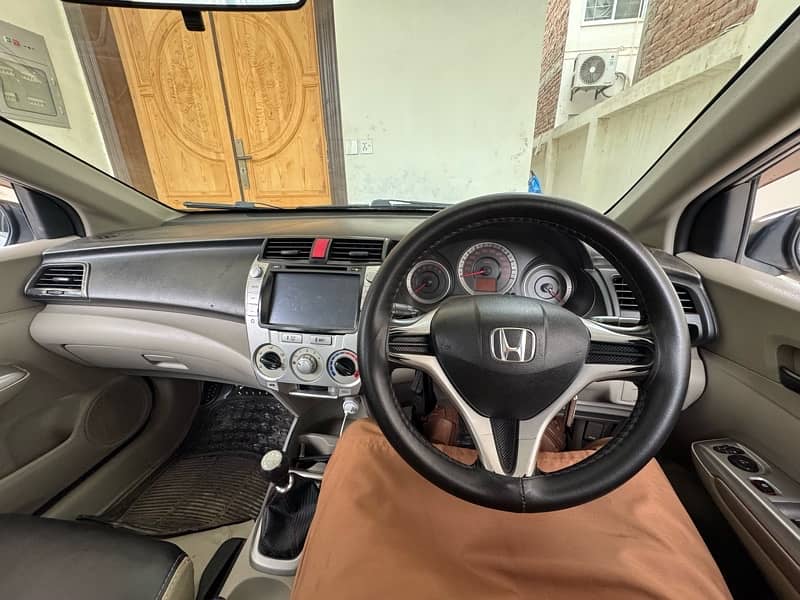 Honda City Aspire 1.5 2014 6