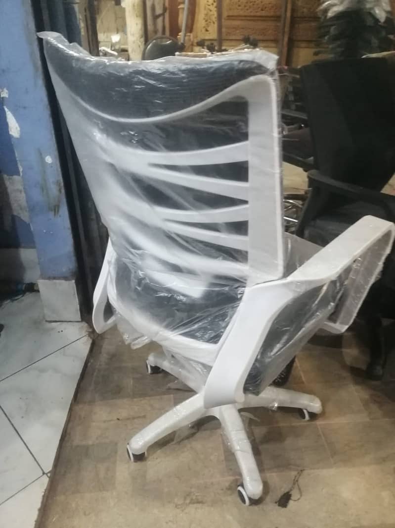 Computer Chairs/ Executive Chairs/ Visitor Chairs/ Office Chairs 9