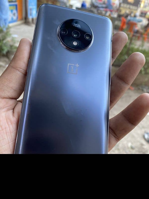 Oneplus 7t  8/128 (PTA Approved) 1