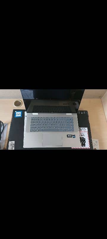 HP envy x360 i5 silver 1