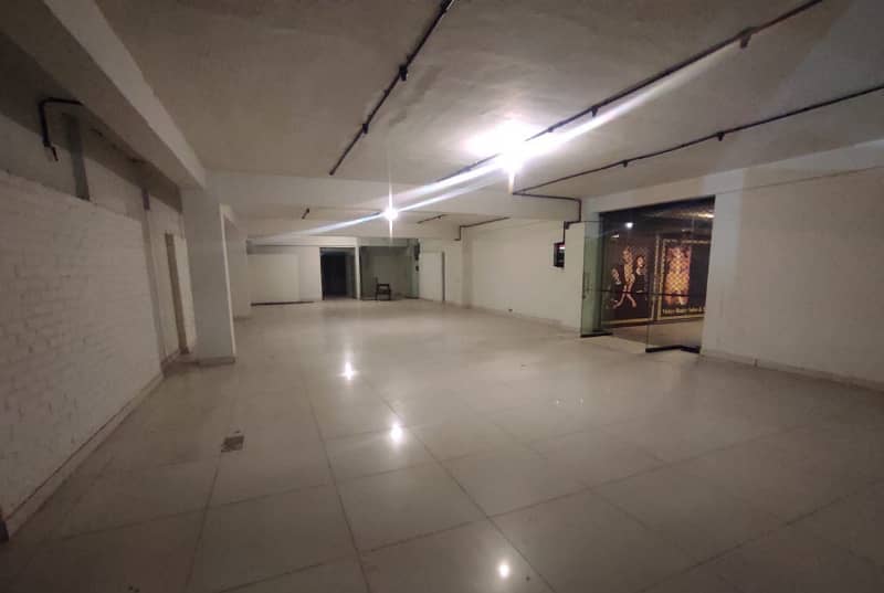 3000 Sqft Office Available For Rent 1