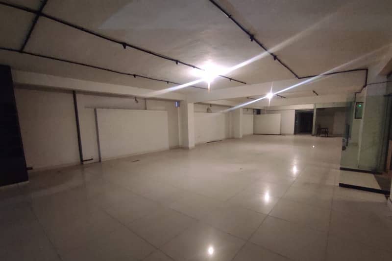 3000 Sqft Office Available For Rent 3