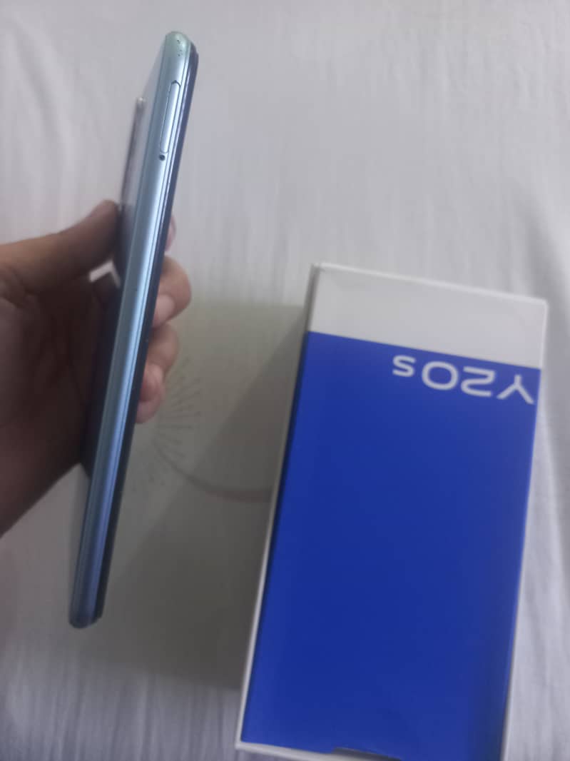 Vivo y20s 2