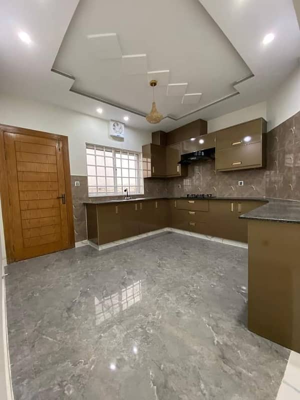 25*40 Full house for rent in G-13 4