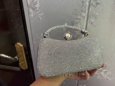 Bridal clutch