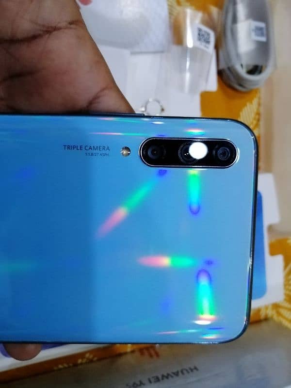 Huawei y9s like a new phone 4