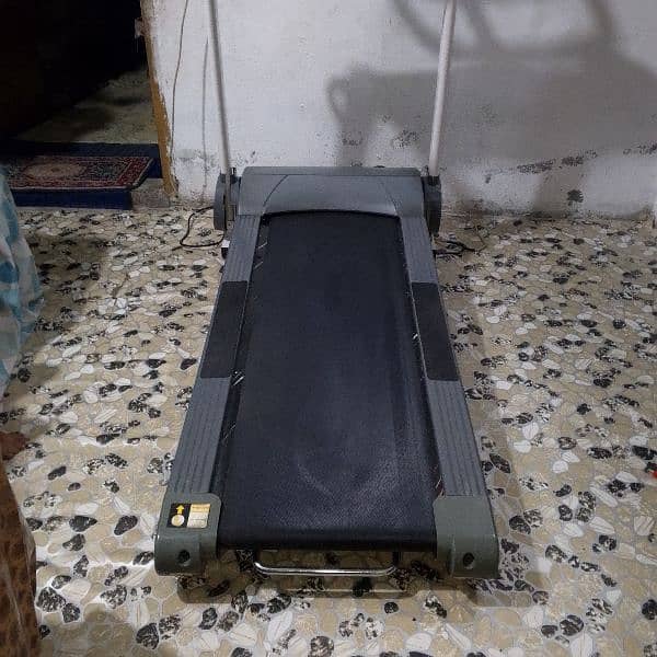 Tread Mill For Sale in good condition 2